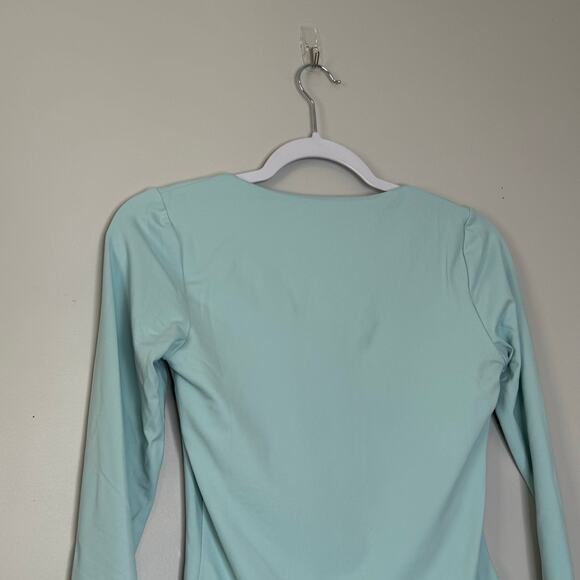 Susana Monaco Breathe Blue V-Neck Long Sleeve Top Pullover NWT Size Small - Picture 6 of 9